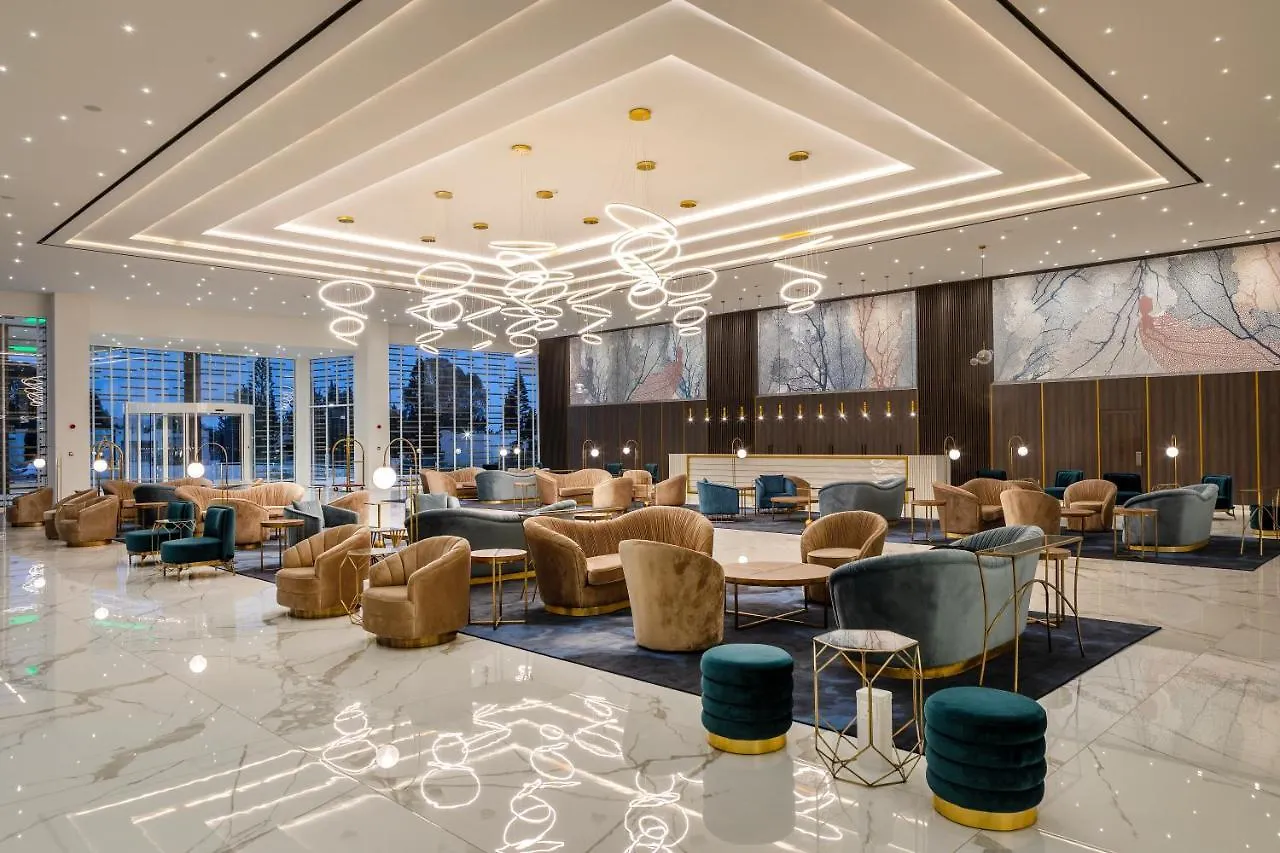 Chrysomare Beach Hotel & Resort أيا نابا 5*,  قبرص